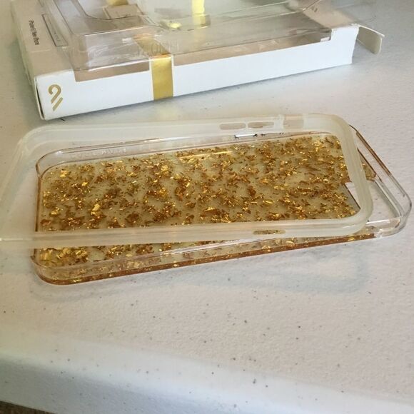 Case Mate iPhone 6 Karat Gold Phone Case (J) - Picture 4 of 5